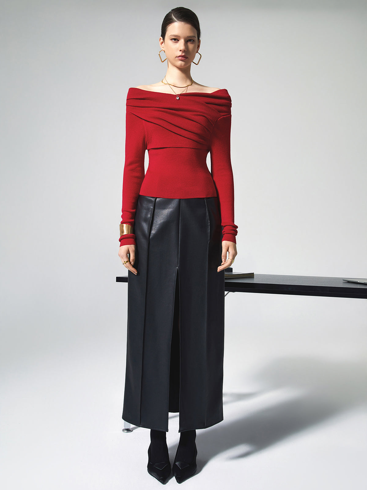 Slim Fit Knit Top with Polyester Acrylic Blend and Wrist Length Sleeves