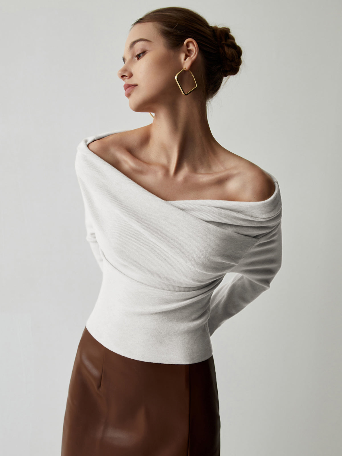 Slim Fit Knit Top with Polyester Acrylic Blend and Wrist Length Sleeves