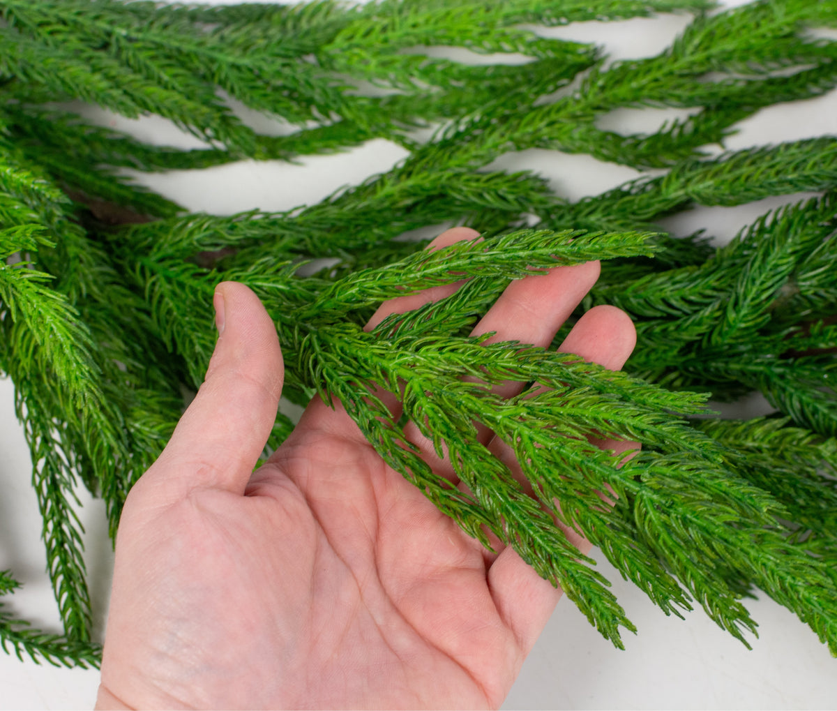 18' Soft Touch Fir Pine Garland detail photo 3