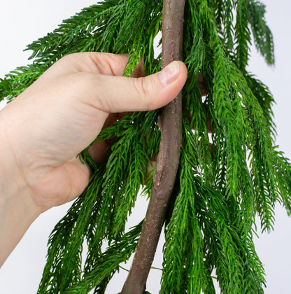 18' Soft Touch Fir Pine Garland detail photo 4